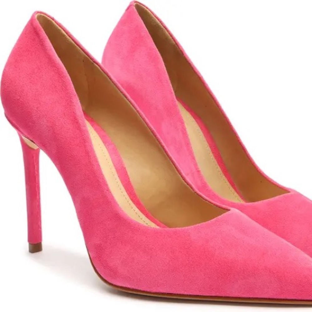 Suede Pumps